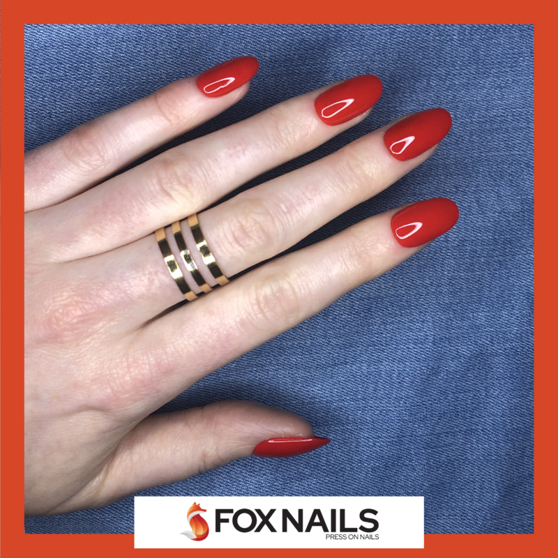 faux ongles rouge