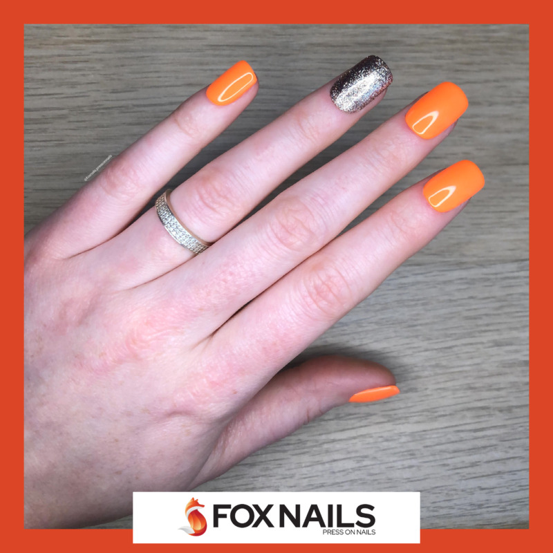 press-on-nails orange-fluo et rose-gold