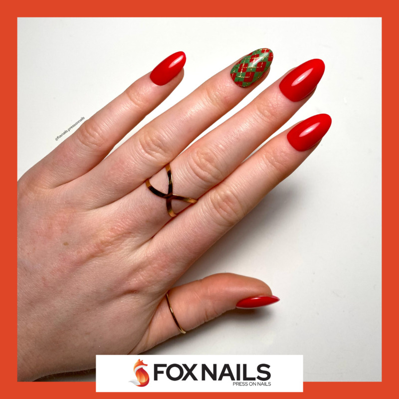 faux ongles pull